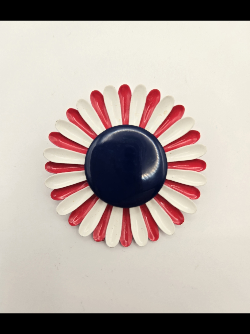 Patriotic Daisy Flower Brooch Red White Blue Enamel 250YRS Idependance MOD 60s